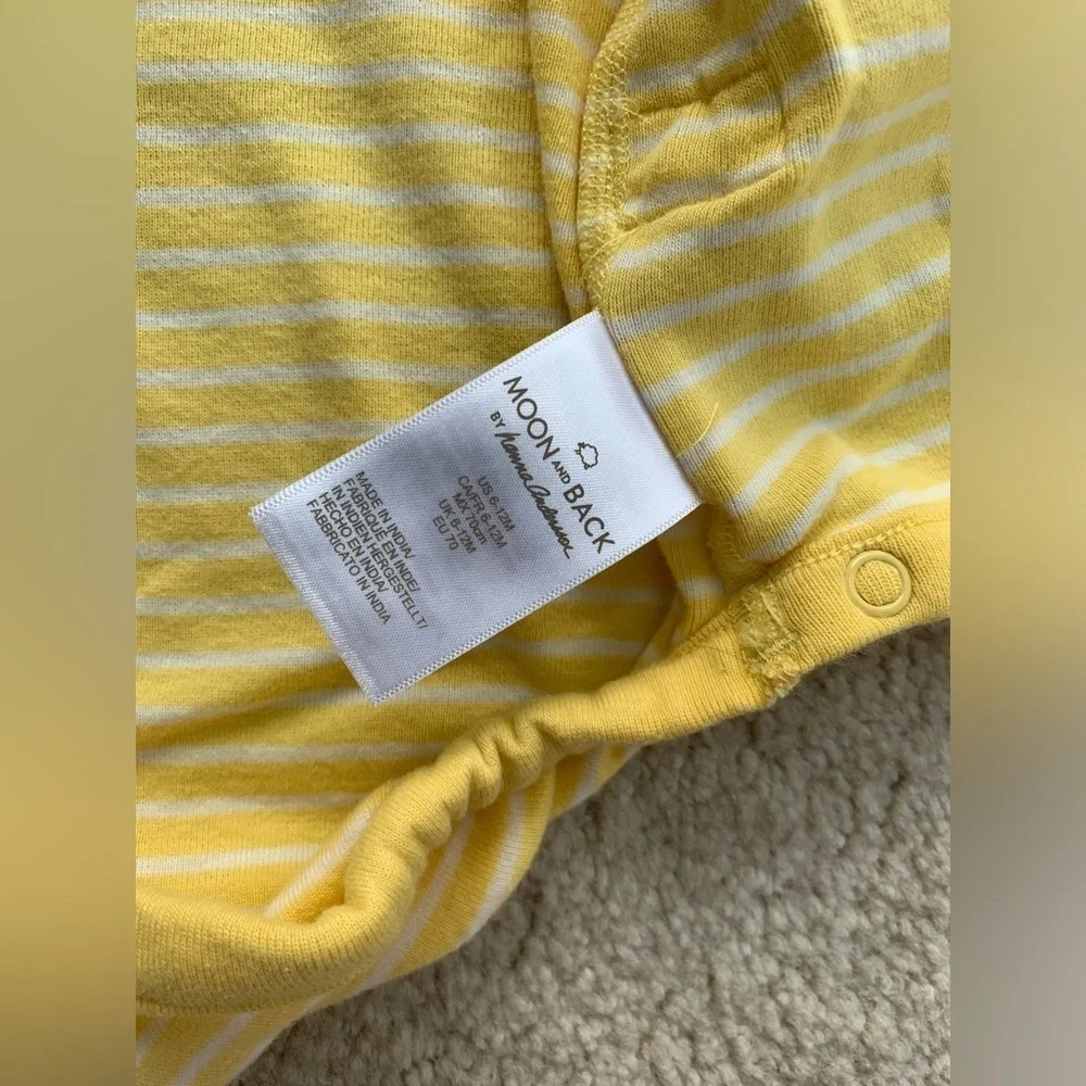 Moon and Back By Hanna Andersson Size 70, 6-12 Months Yellow Wrap Bodysuit